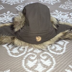 Fjallraven Faux Fur Hat in Tan and Black